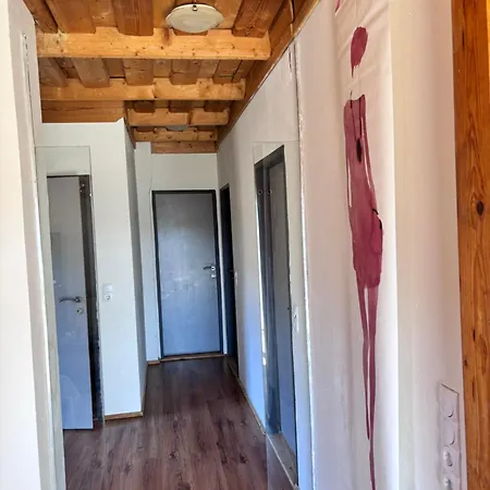 Haus 45 아파트 *